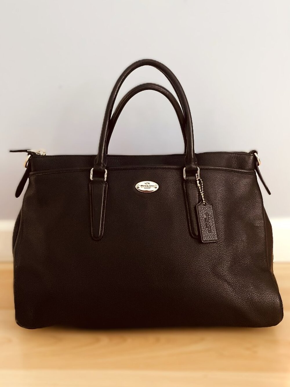 COACH Navy Blue Pebbled Leather Zip Top Tote / Satchel Bag Gold Hardware